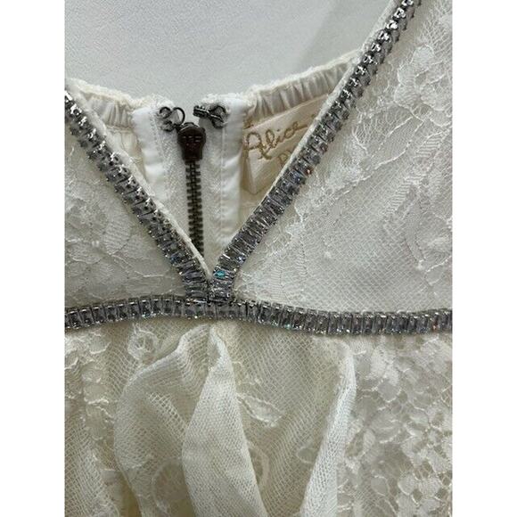 NWT Alice+Olivia Womens Wilmarie Embellished Lace Ruffle Gown Off White Size 10 - Picture 8 of 16